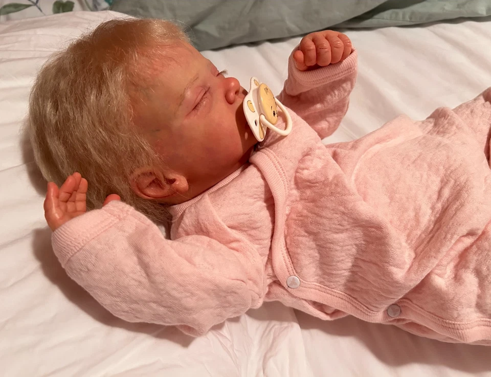 Reborn  ROMY by GUDRUN LEGLER , COA, Micro-rooted blonde, sleeping, 19" girl/boy - Image 3 of 4