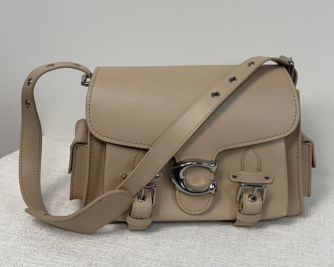 COACH Cargo Soft Tabby Shoulder Bag CT721 Ivory Outlet