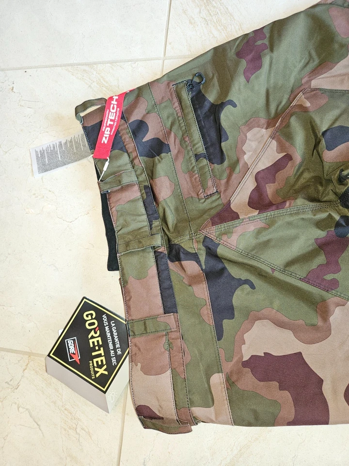 Pantalones de Snowboard Volcom Para Hombres L GORE-TEX CAMO Pequeños S $260 NUEVOS CON ETIQUETAS NUEVOS Foto 4 de 4