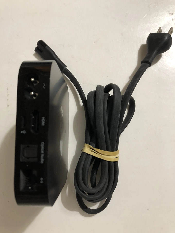 APPLE TV 3rd GENERATION POWER CABLE NO REMOTE POWER CABLE Model ￼A1427 - Image 4 of 4