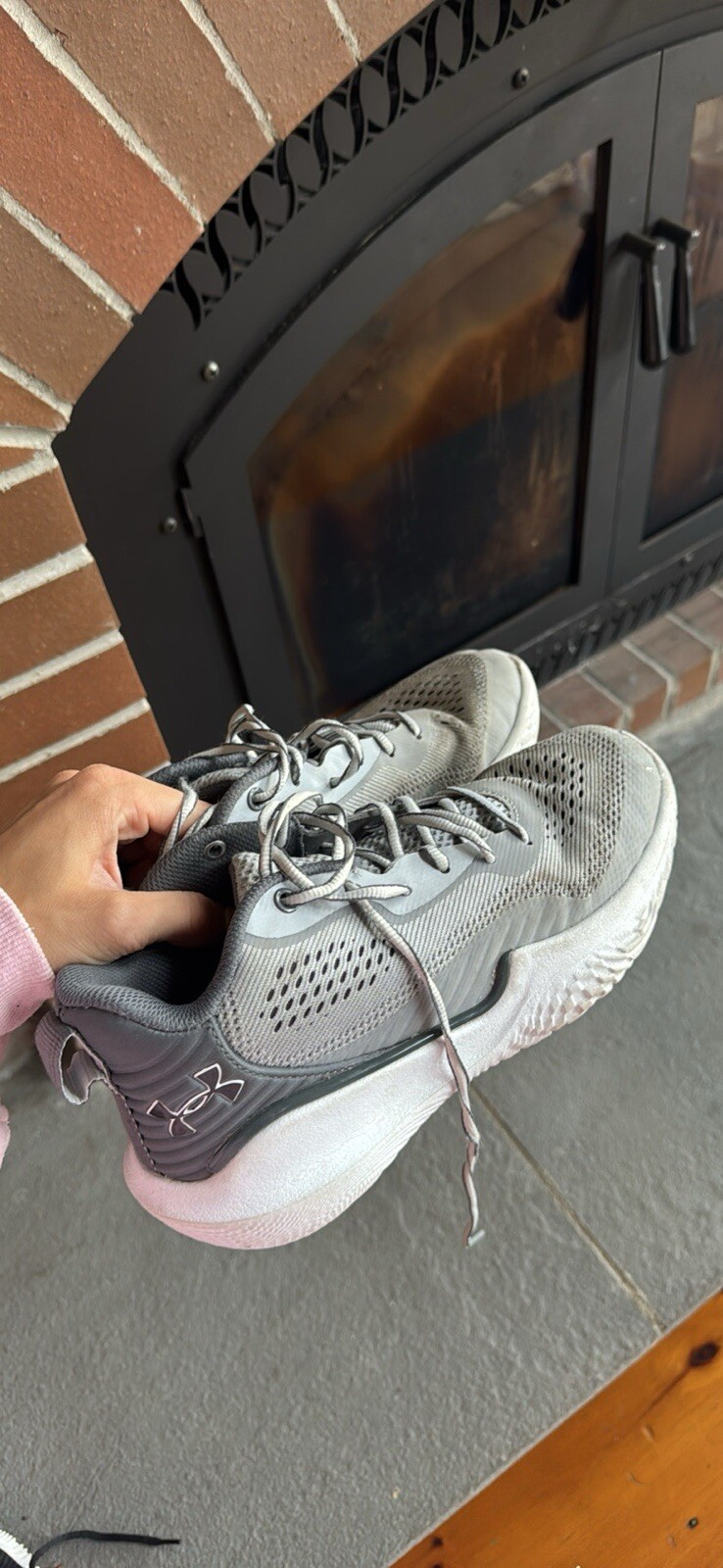 Under Armour Womens Grey Basketball Sneakers for Court Performance  