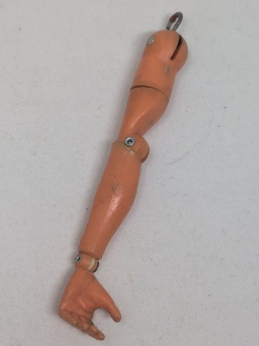 VINTAGE TOMMY GUNN FIGURE SPARE LEFT ARM PEDIGREE - Picture 2 of 9