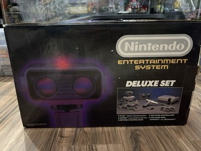 Nintendo NES Deluxe Set Rob The Robot Game Console