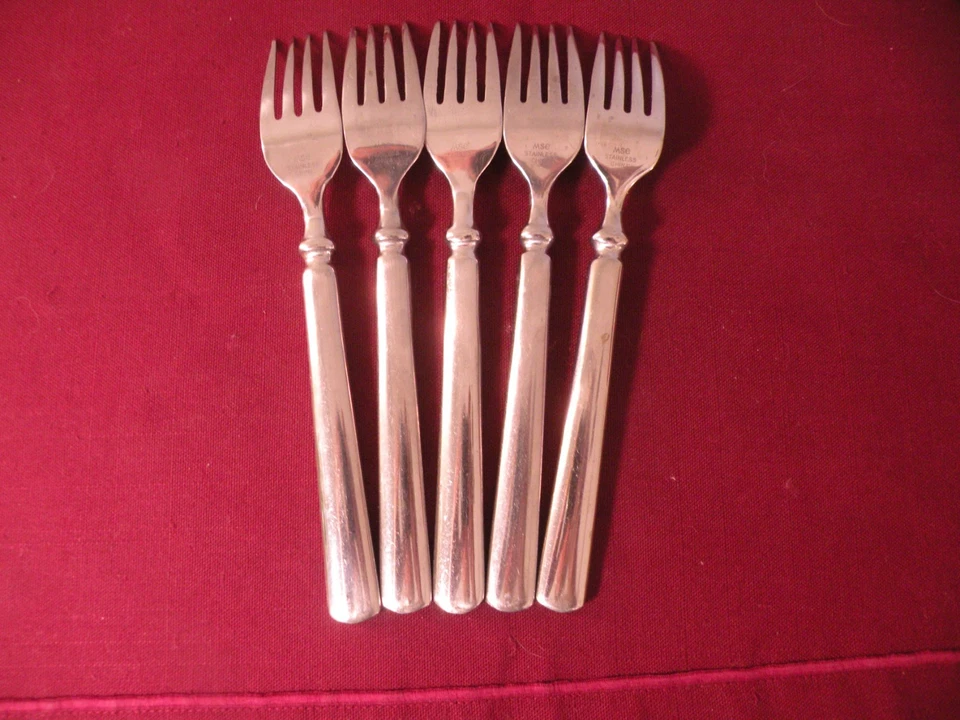 Juego de 5 tenedores de ensalada EMPIRE Martha Stewart Essentials MSE acero inoxidable 7 1/4" Foto 4 de 4