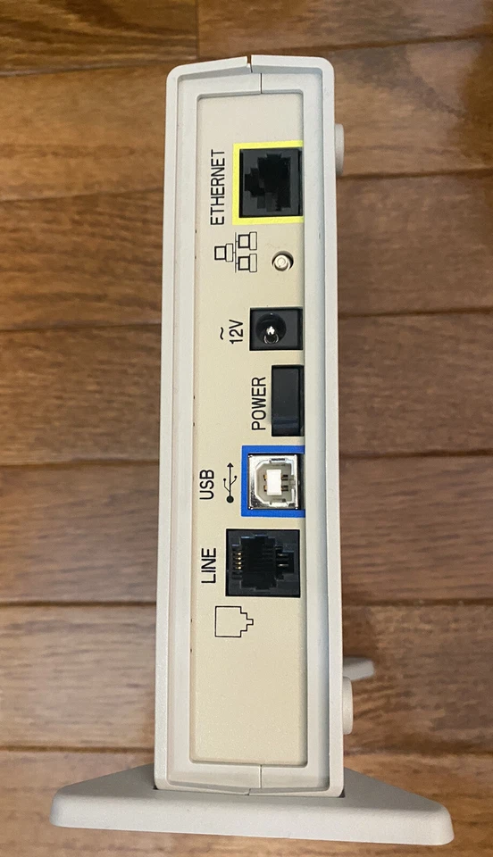 Westell 2200 Verizon DSL Internet Modem (A90-220015-04) with Power Supply Cables - Image 4 of 4