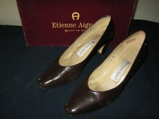 Etienne Aigner Taylor Truffle size 6M Made in Spain Gently used