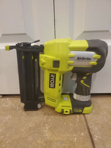 RYOBI P320 18-Gauge Cordless Brad 