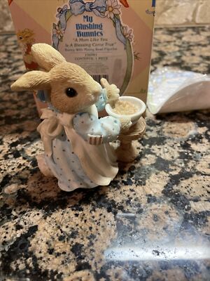 Enesco My Blushing Bunnies ( A Mom Like You Is a Blessing Come True)