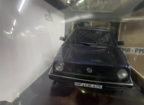1/18 Volkswagen Golf Car Model Metal Blue - Picture 2 of 3