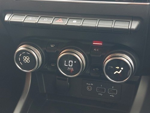 2022 Renault Arkana 1.3 TCe Mild Hybrid 140 S Edition 5dr EDC Estate Petrol Auto - Picture 14 of 19