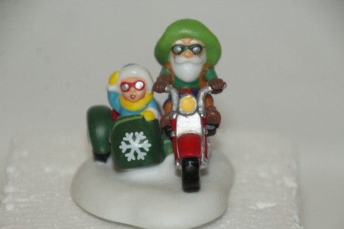 DEPARTMENT 56 RETIRED MOTORCYCLE TEST DRIVE NORTH POLE 2007 ACCESSORY 799956 - Bild 2 von 6