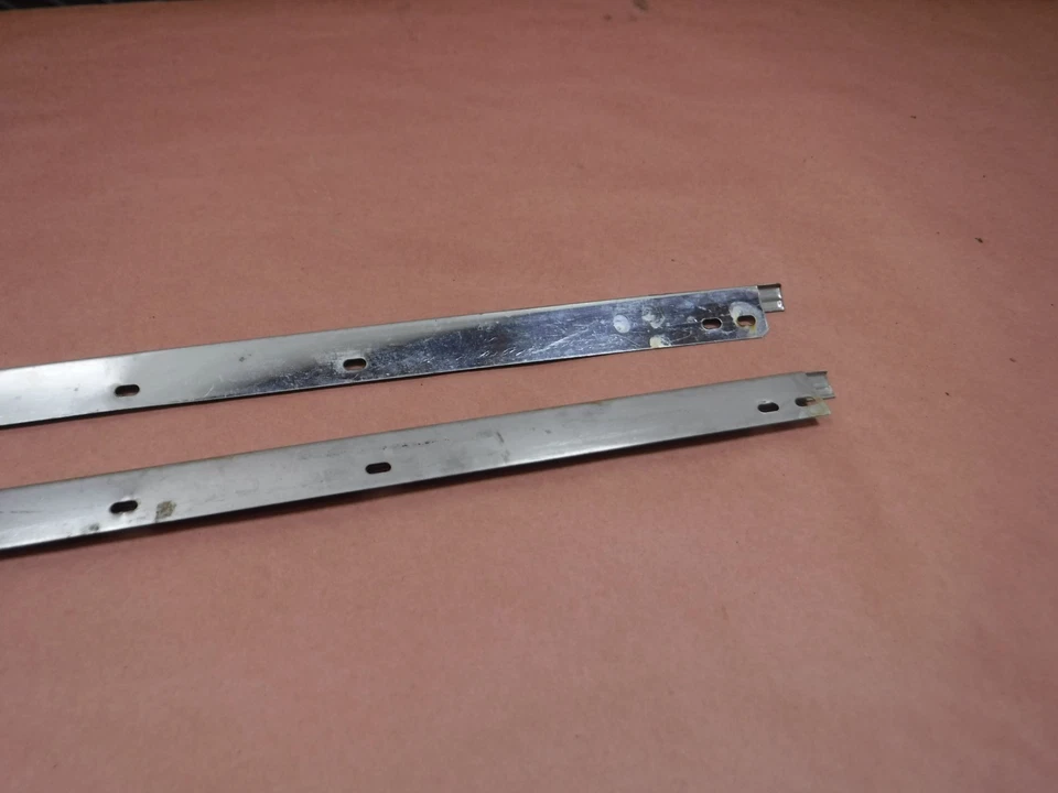 Tiras de moldura de puerta superior delantera para Jeep Wagoneer J10 74-85 conductor pasajero OEM Foto 4 de 4