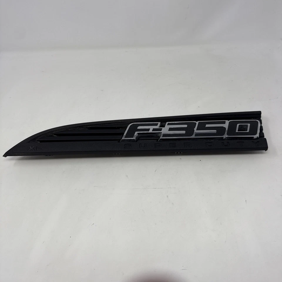 11-16 Ford F-350 Super Duty XL Left Side Fender Emblems Badge Grille Trim OEM - Image 2 of 4