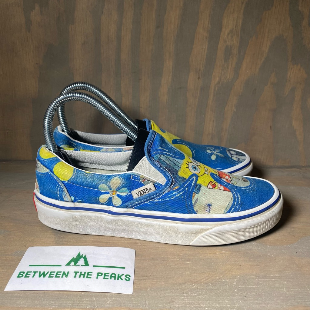 Vans X Spongebob Classic Skate Shoes Blue Canvas Slip On  display picture 2