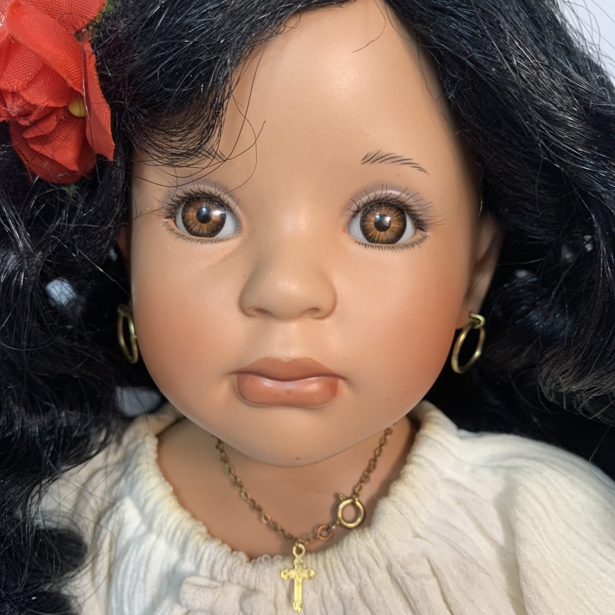 Maria” 2002 RARE DANBURY MINT PORCELAIN LATINA DOLL By Artist