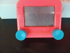 Spin Master 2016 Classic Mini Pocket Etch-A-Sketch Drawing Toy in Working Order