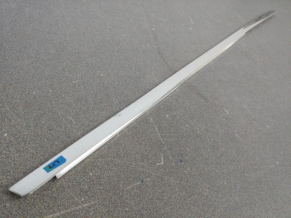 USED ORIGINAL PORSCHE 911 912 COUPE BRIGHT LEFT DOOR UPPER HORIZONTAL TRIM L17 — 第 2/4 张图片