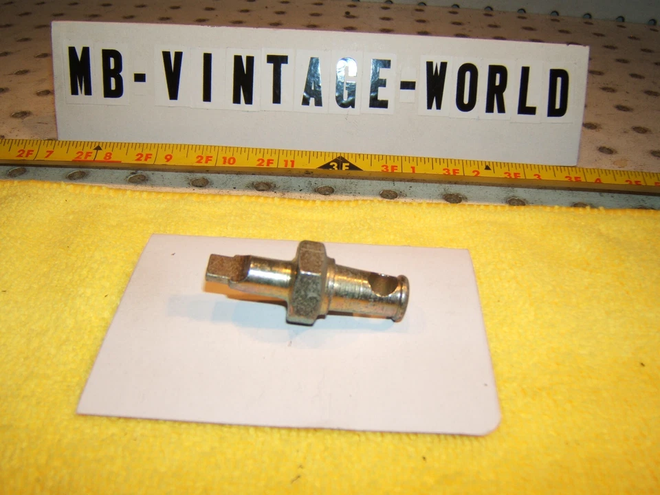 Mercedes 1981 C107 380 SLC techo corredizo manual OEM FÁBRICA 1 HERRAMIENTA con orificio, tipo 2 Foto 2 de 4