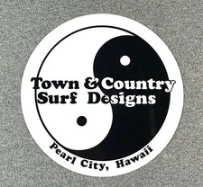 T&C Town & Country Surf Designs Hawaii Sticker 5 inches Black/White sk8