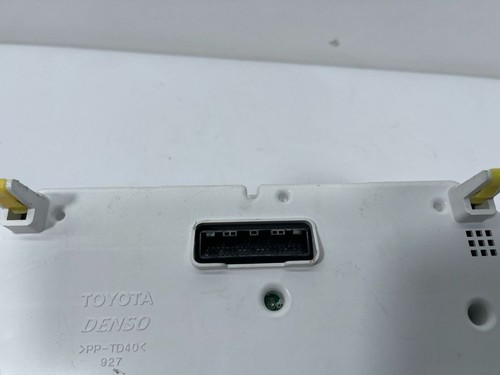 Lexus CT 200H 2015 Petrol / electricity speedometer instrument cluster LIQ4503 - Picture 10 of 11