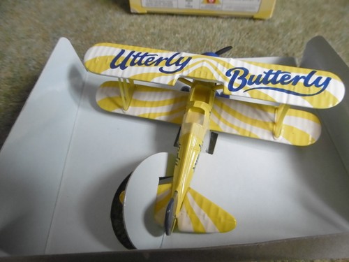 CORGI CLASSIC PRESENT "UTTERLEY BUTTERLY BARNSTORMERS BIPLANE BOXED - Picture 6 of 8