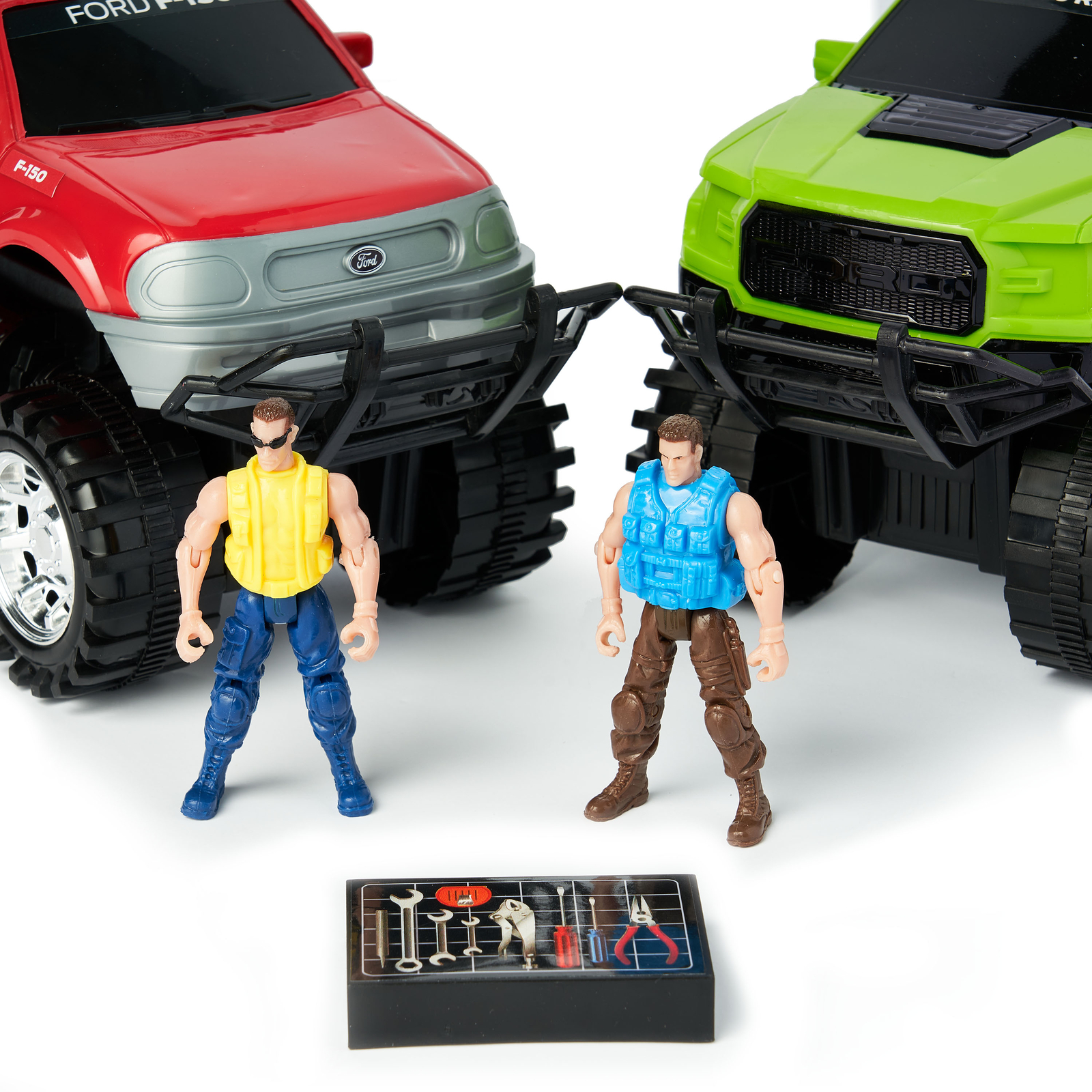 Kid Connection Jumbo Vehicles Play Set with Action Figures, 44 Pieces