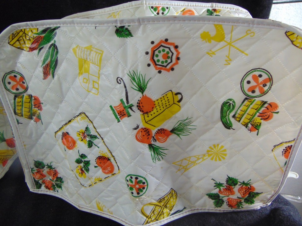 1950's Appliance Covers Mixer/Toaster White Quilted Vinyl w/Veggies