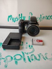 Sony Cyber-shot DSC-H9 8.1MP Digital Camera W/Battery & Charger Carl Zeiss 1080