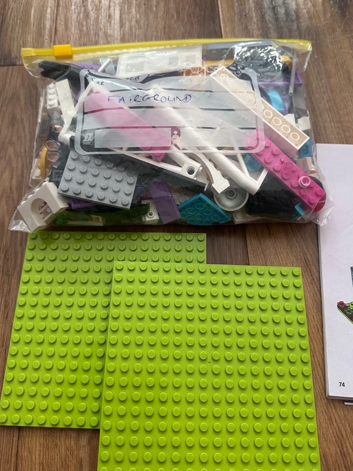 LEGO FRIENDS: Amusement Park Bumper Cars (41133) no box vgc xmas gift - Image 3 of 4