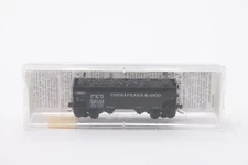 Micro Trains 86010 Chesapeake & Ohio Twin Bay Hopper | New | #52133