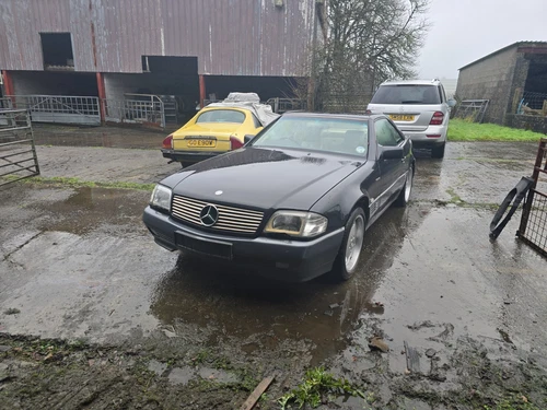 Mercedes SL 300 1990 R129 spares or repair - Picture 1 of 11