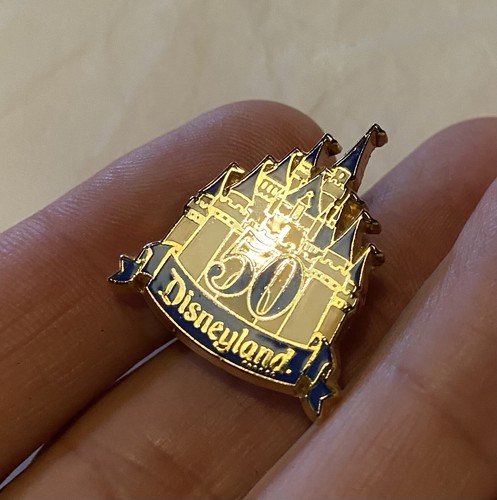 Disney Pin DLR Cast Member 50th Anniversary Castle Pin - Picture 3 of 5