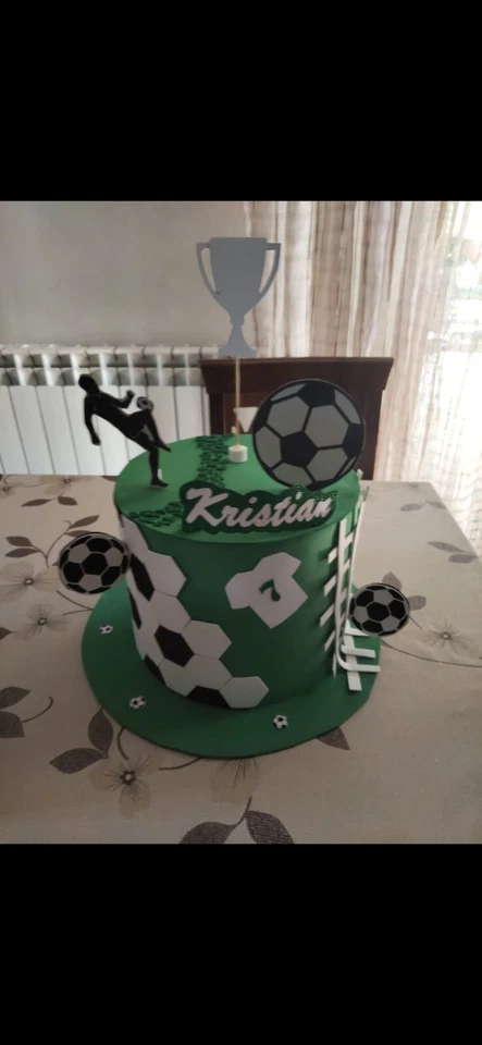 torta scenografica compleanno calcio - Immagine 4 di 4