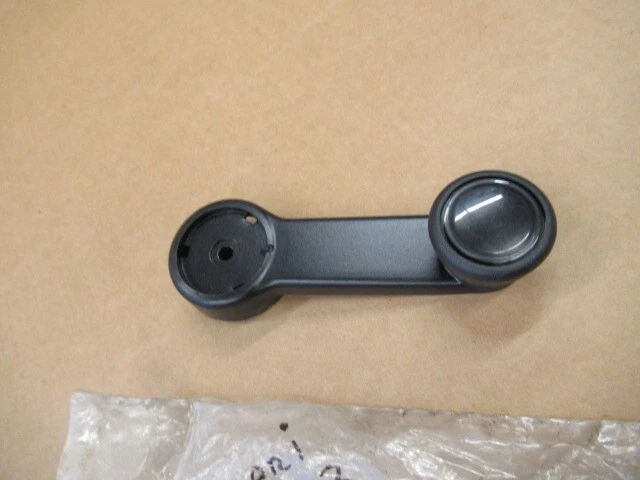 Ford Capri mk3 New Window Winder Handle, suit later models, N.O.S, Brand New. - Image 2 of 4