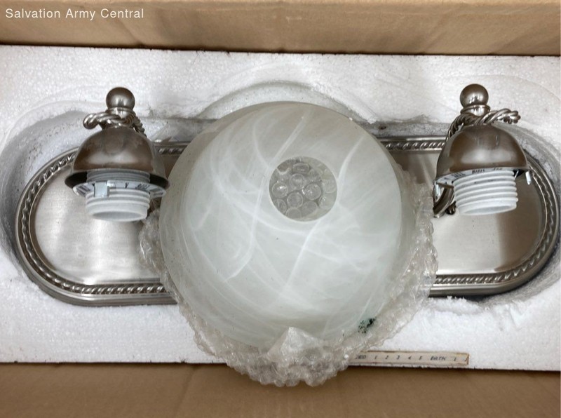 Progress Lighting Silver Home Decorative Collectible Wall Fixture In Box