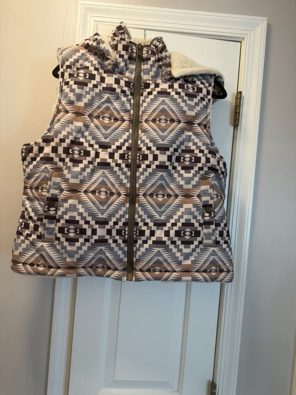 Women’s Pendleton Sherpa Lined Vest Size Large New With Tags