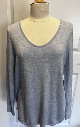 New with Tags - Nic+Zoe Vital V-Neck Top Women's Large light blue