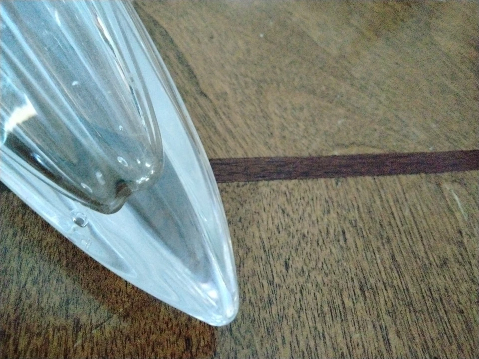 Jarrón colgante de pared con cono de cristal ¿Coche funerario? Foto 4 de 4