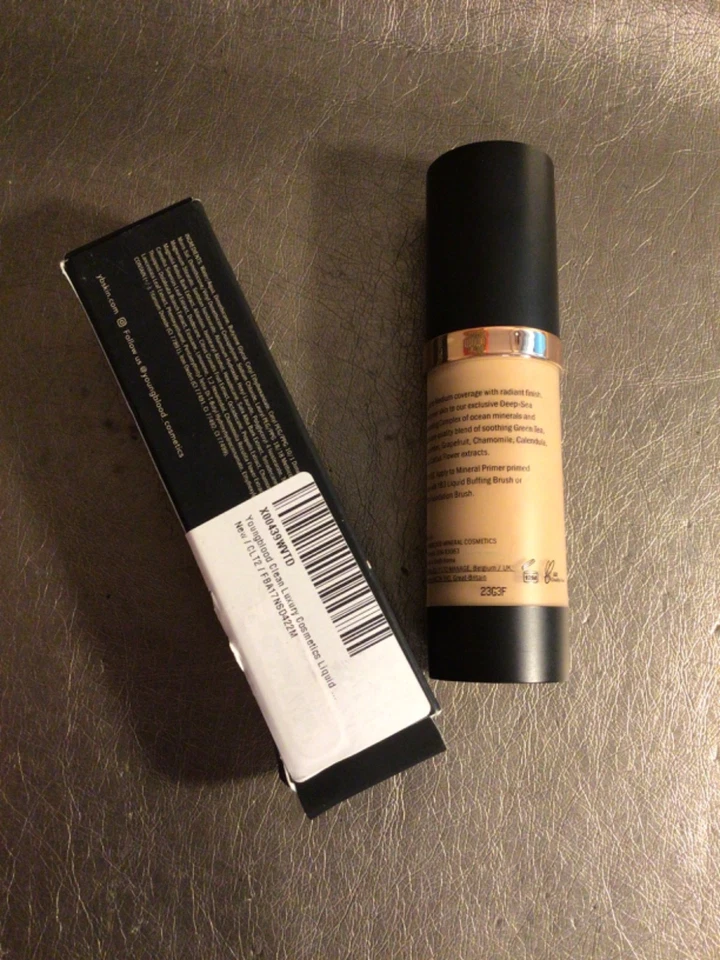 Youngblood 液体矿物粉底深海保湿 1 液量盎司卡普里保暖 — 第 2/4 张图片