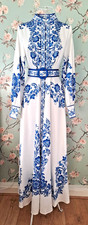 M (UK 12/14) Porcelain dess with lantern sleeve blue/white floral formal/casual
