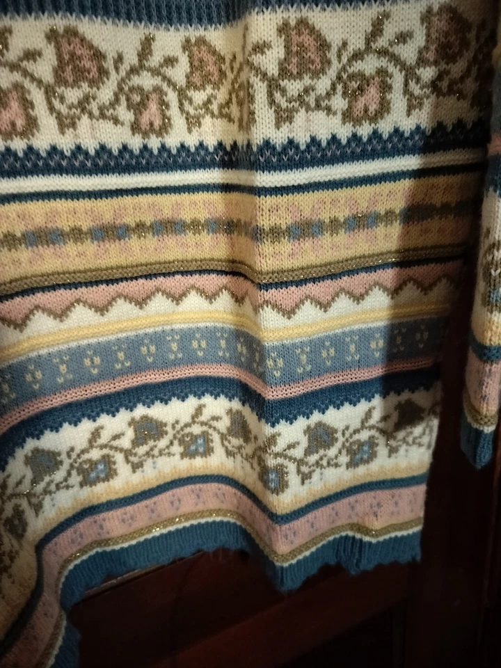  Vintage Sweater Jennifer Moore Acrylic Metallic Sweater Medium Blue Pink Gold - Image 4 of 4
