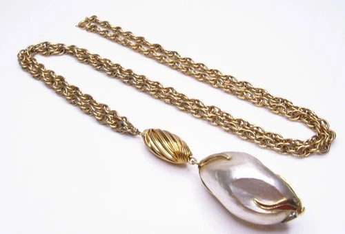 Vintage Long Gold Tone Chain Necklace Pearl Pendant Costume Jewelry