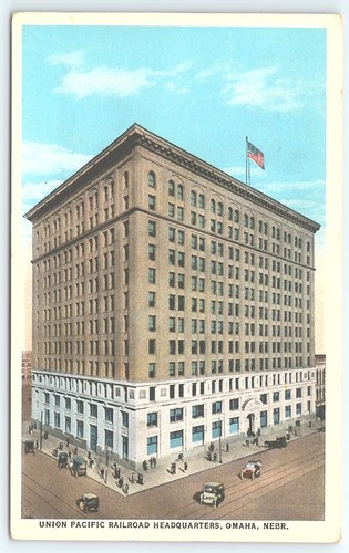 Postcard Union Pacific Railroad Headquarters Omaha Nebraska and Steet View - 第 1/2 張圖片