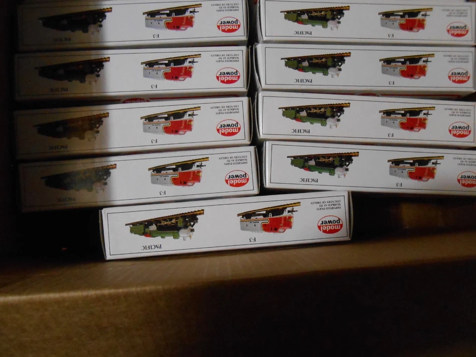 MODEL POWER BAY WINDOW CABOOSE #8244 [46] THE SAME [LOWEST ON eBay] B/NEW FREE S - Image 4 of 4