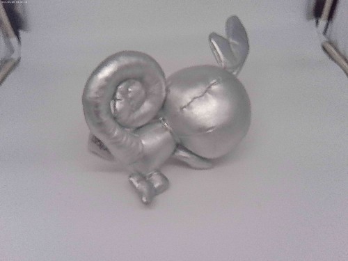 Pokemon 25th Anniversary SOBBLE Silver Plush Celebrations - NEW - Picture 5 of 5