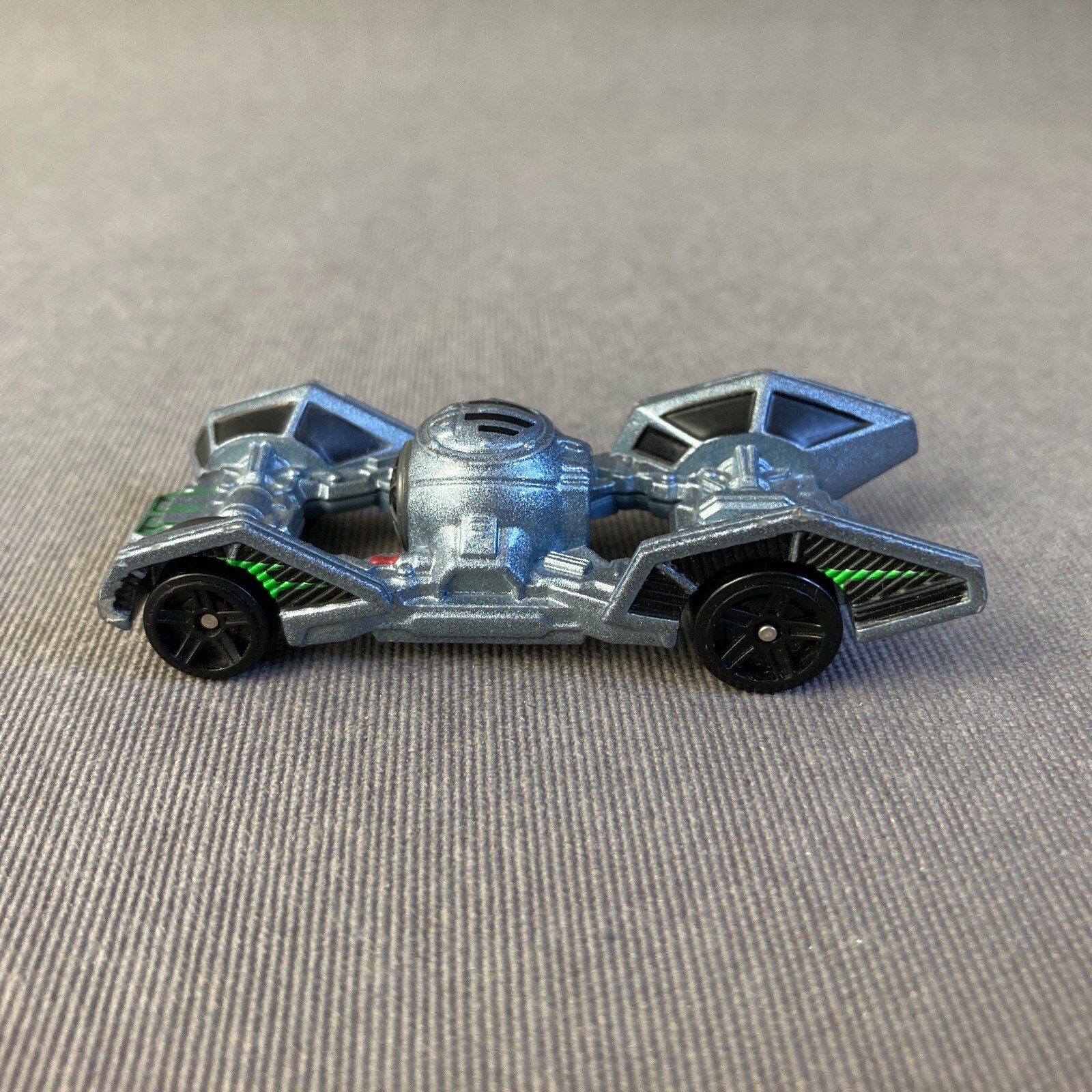 Picture 2 of 7