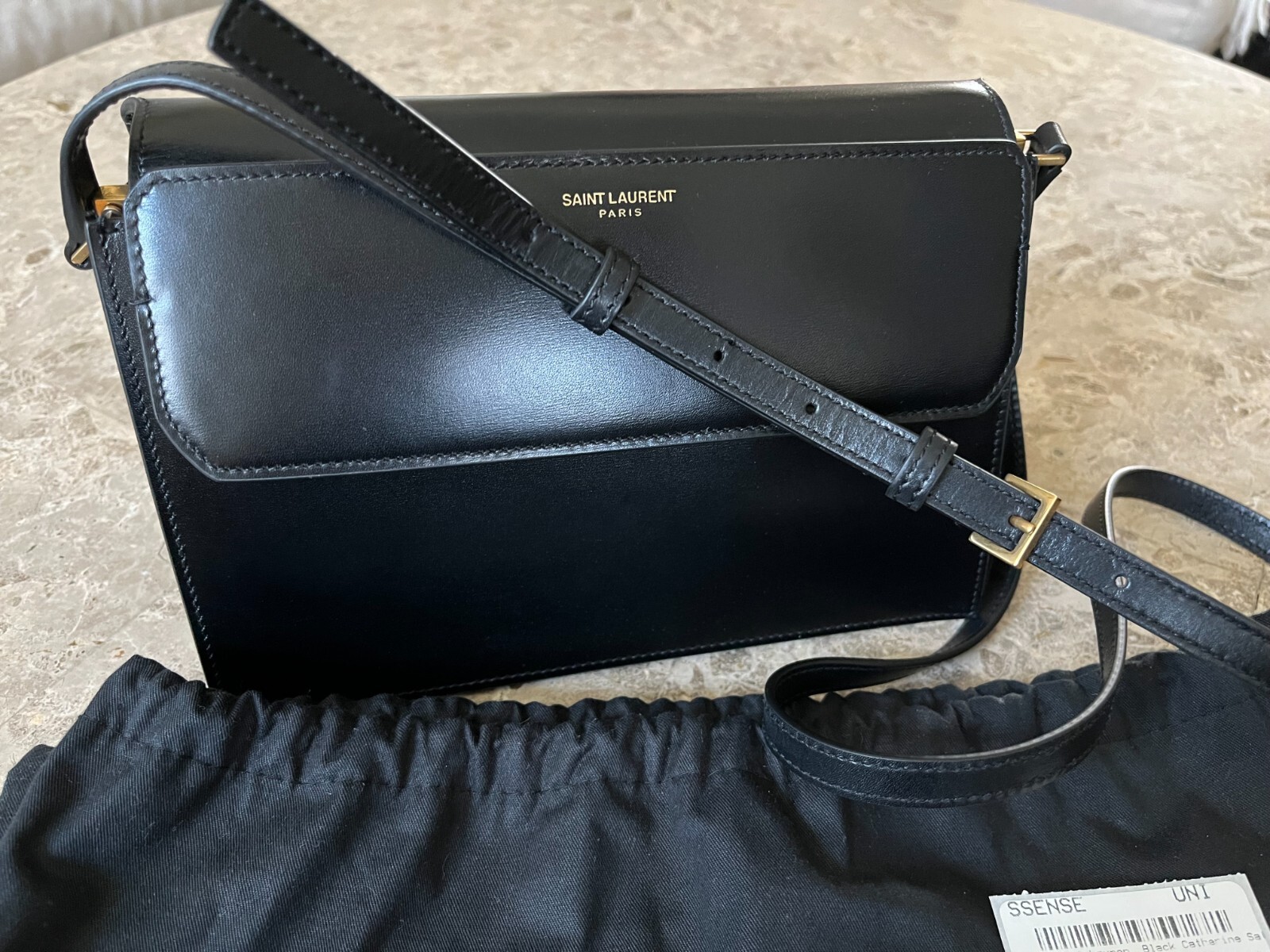 SAINT LAURENT BORSA CATHERINE IN PELLE NERA TRACOLLA MINIMALISTA TRANQUILLA LUSSO USATA IN OTTIME CONDIZIONI
