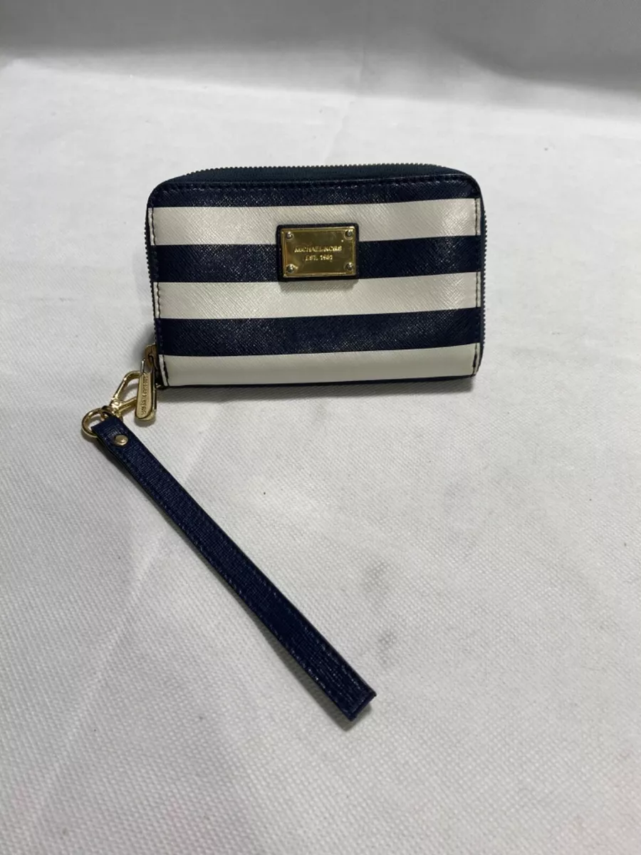 Michael kors wallet store with wrist strap