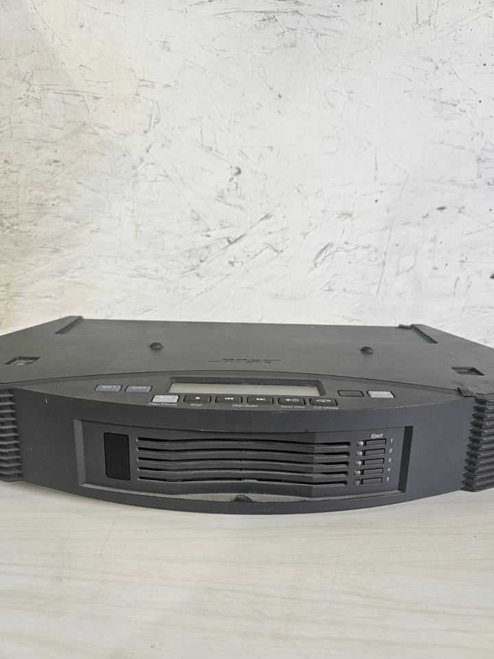 Bose Acoustic Wave Multi-Disc Changer 5-Disc AM270034 Powers On - Parts/Repair - Image 4 of 4
