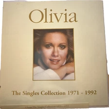 OLIVIA : THE SINGLES COLLECTION 1971-1992 (CD) DISC+FRONT&BACK CVR ART-NO CSE-VG